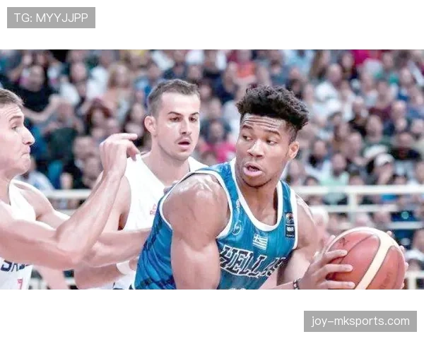 NBA与FIBA三秒规则具体差异解析：核心判罚标准有何不同？