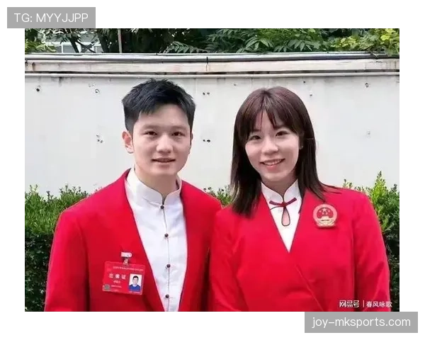 贾一凡吃个饭都像开发布会，账单比我年终奖还厚
